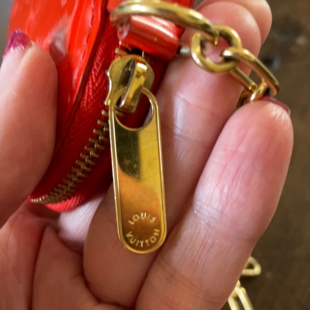 JUST LOWERED FROM $500 to $350LV coin purse Porte Monnaie Cour Vernis - Picture 4 of 7